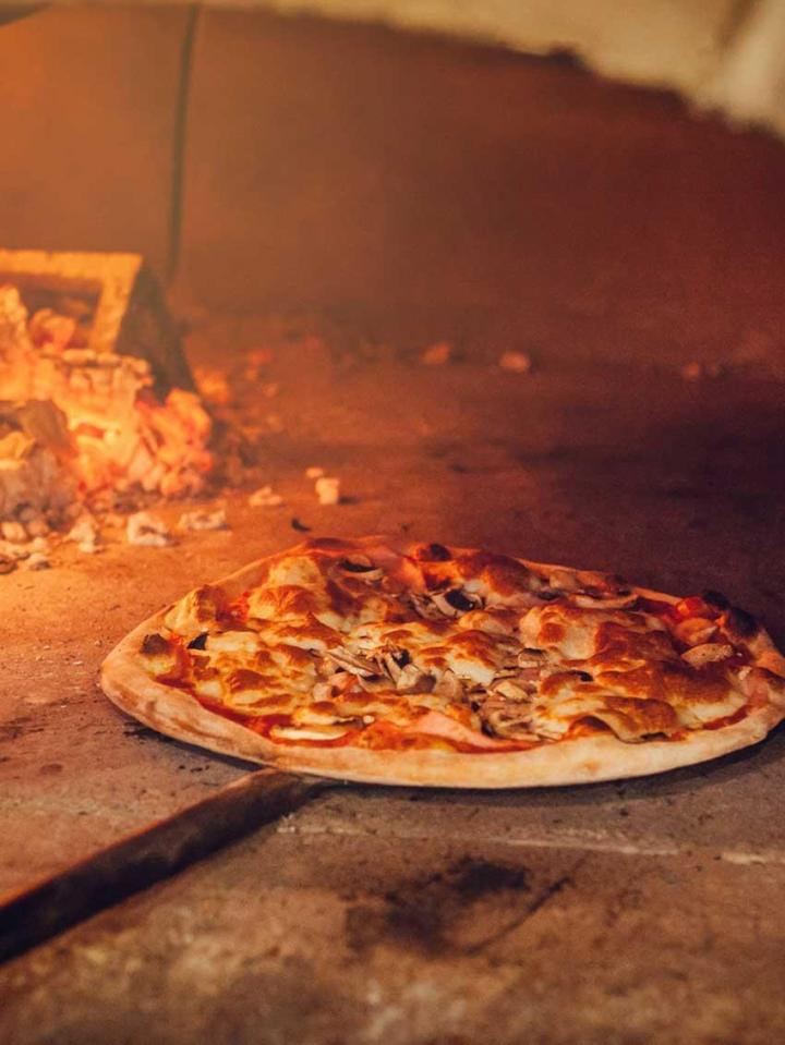 Pizza au feu de bois Périgueux